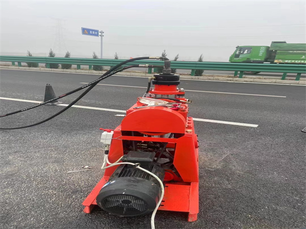 南丹高速公路路基下沉加固注浆灌浆